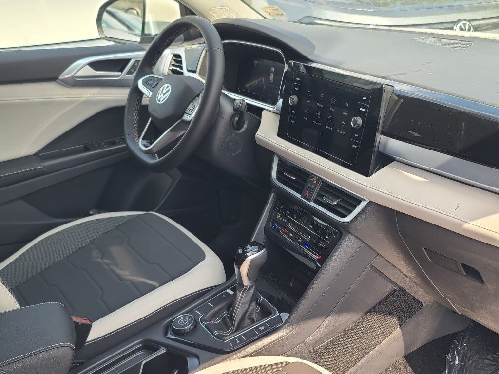 2025 Volkswagen Taos 1.5T SE Springfield VA