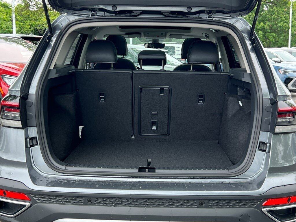 2025 Volkswagen Taos 1.5T SE Springfield VA