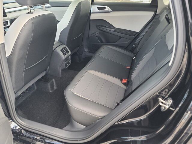 2025 Volkswagen Taos 1.5T SE Springfield VA