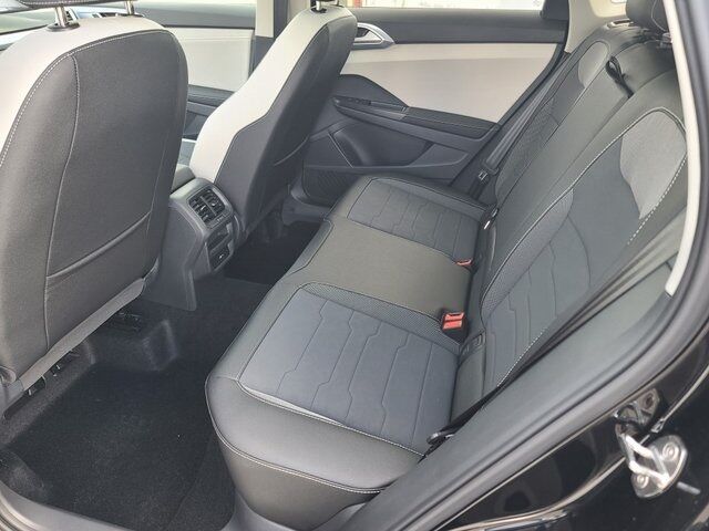 2025 Volkswagen Taos 1.5T SE Springfield VA
