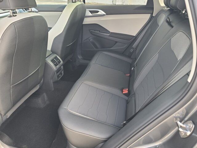 2025 Volkswagen Taos 1.5T SE Springfield VA