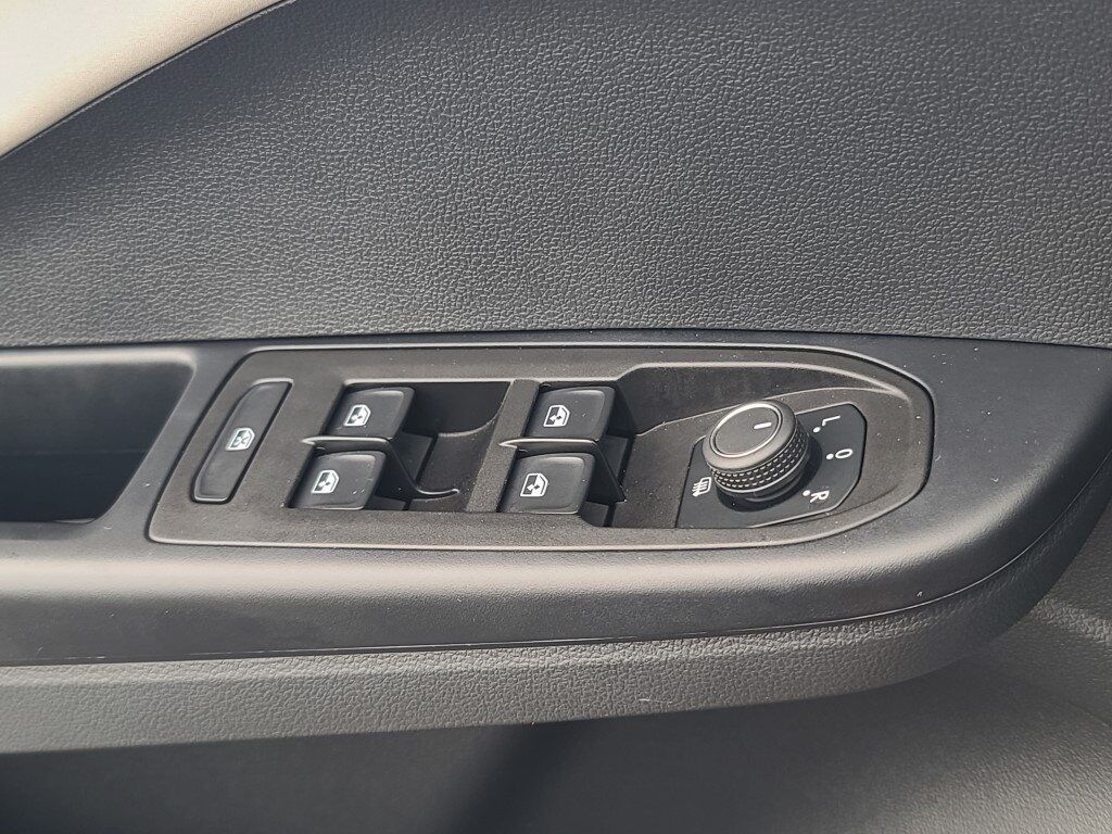 2025 Volkswagen Taos 1.5T SE Springfield VA