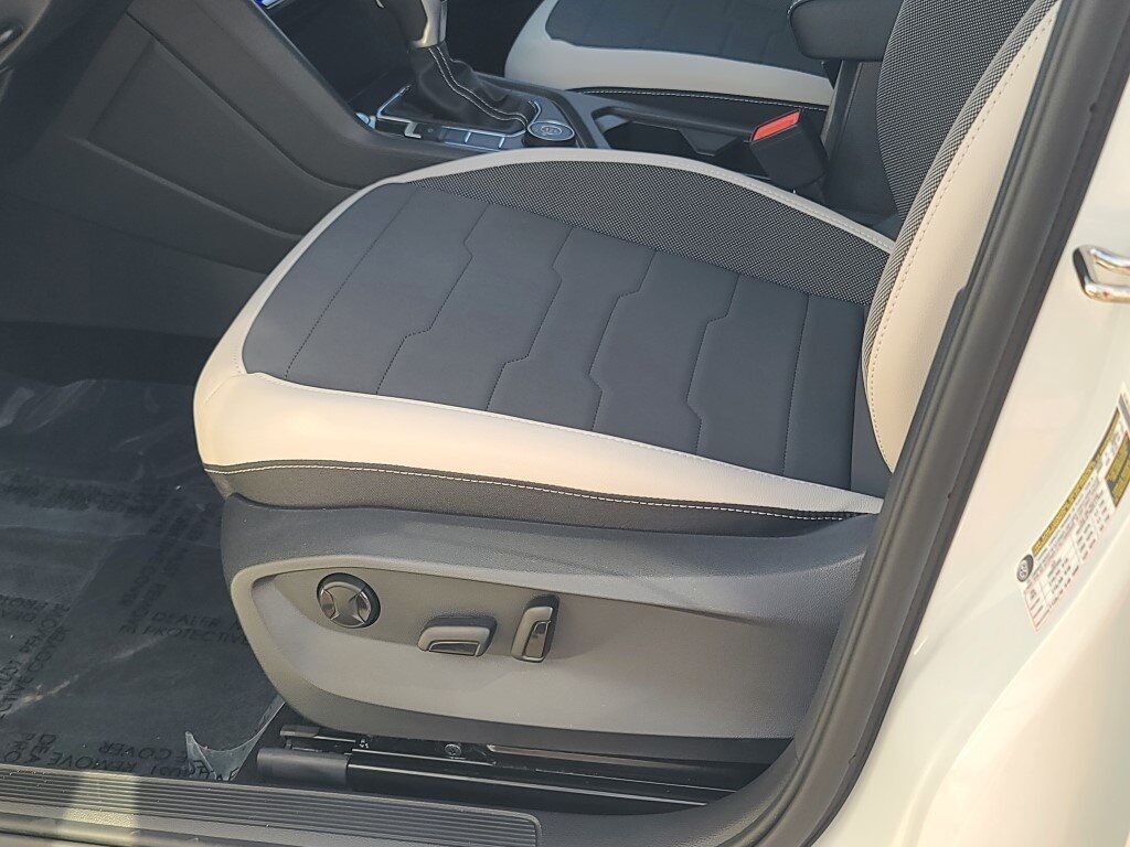 2025 Volkswagen Taos 1.5T SE Springfield VA