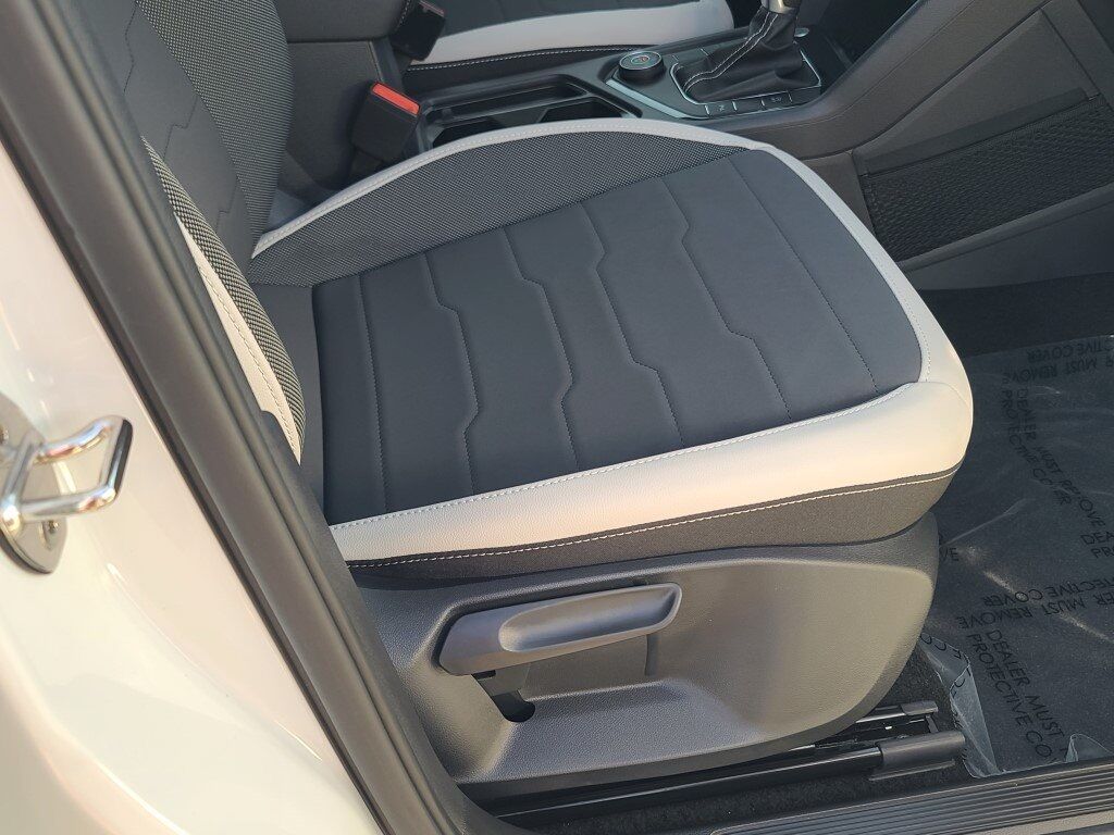 2025 Volkswagen Taos 1.5T SE Springfield VA