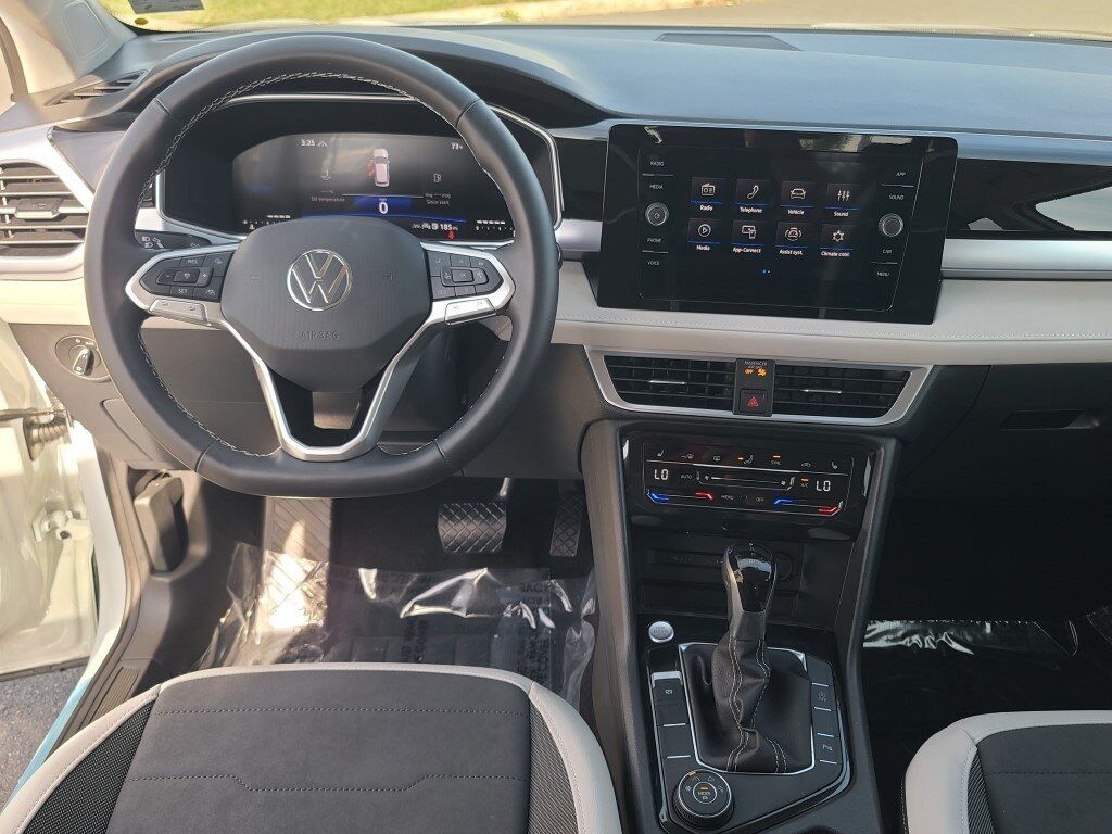 2025 Volkswagen Taos 1.5T SE Springfield VA