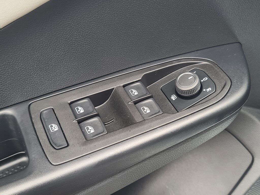2025 Volkswagen Taos 1.5T SE Springfield VA