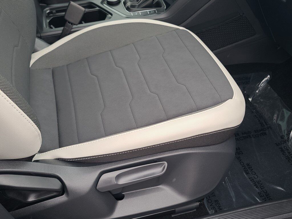 2025 Volkswagen Taos 1.5T SE Springfield VA