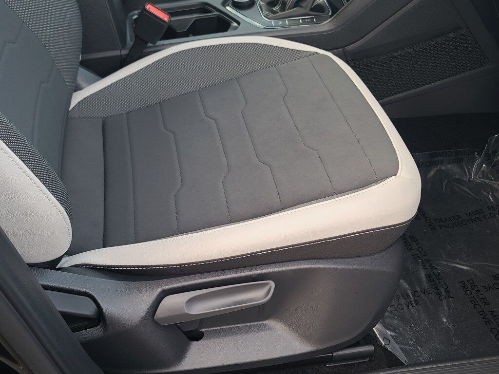 2025 Volkswagen Taos 1.5T SE Springfield VA