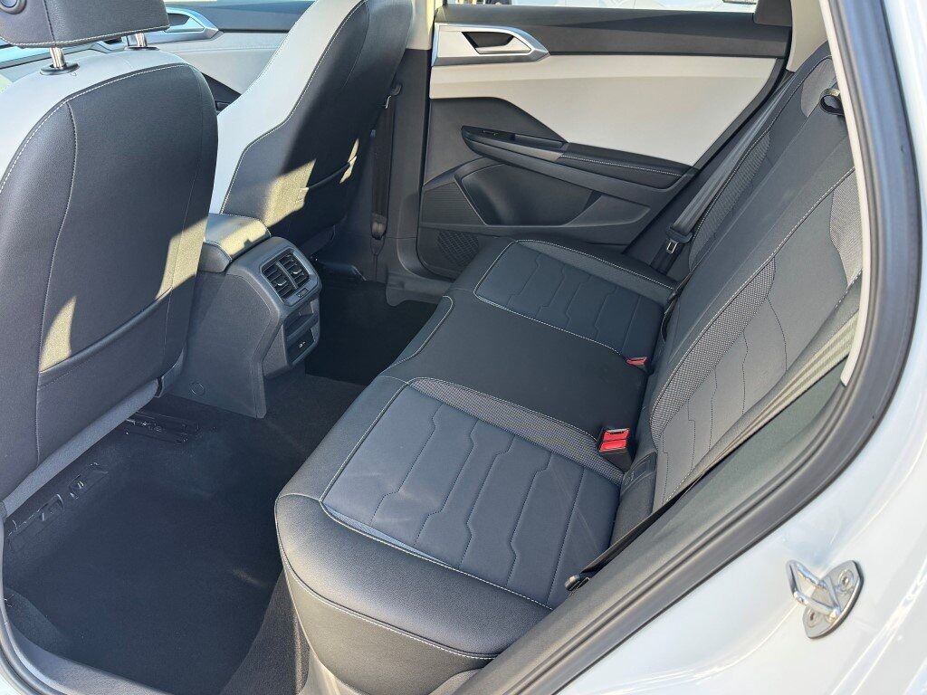 2025 Volkswagen Taos 1.5T SE Springfield VA