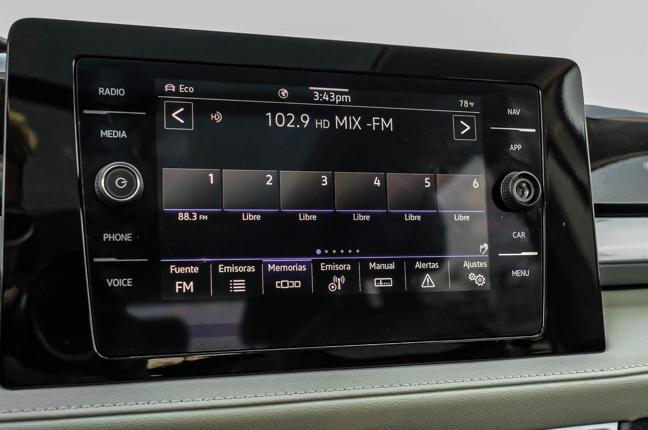 2025 Volkswagen Taos 1.5T SEL Richardson TX