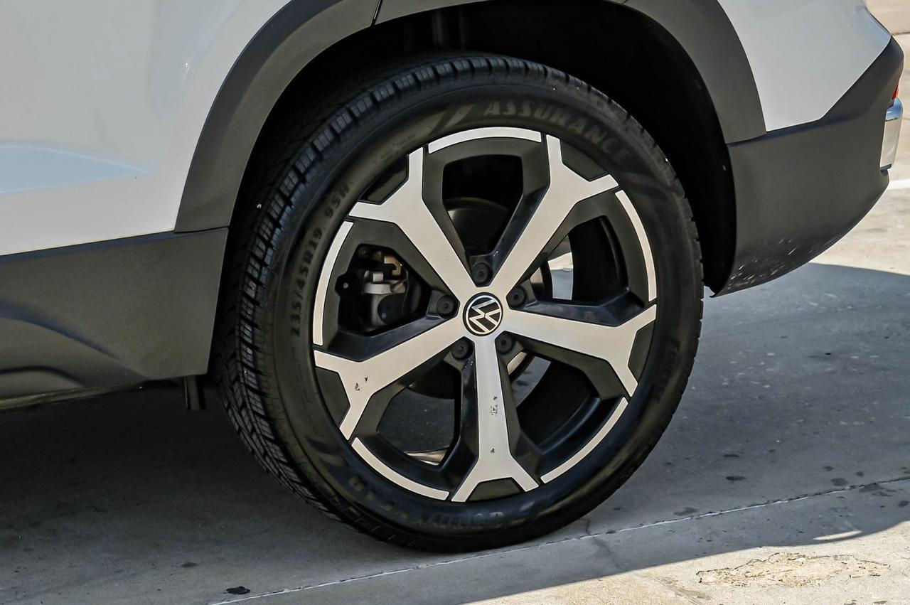 2025 Volkswagen Taos 1.5T SEL Richardson TX