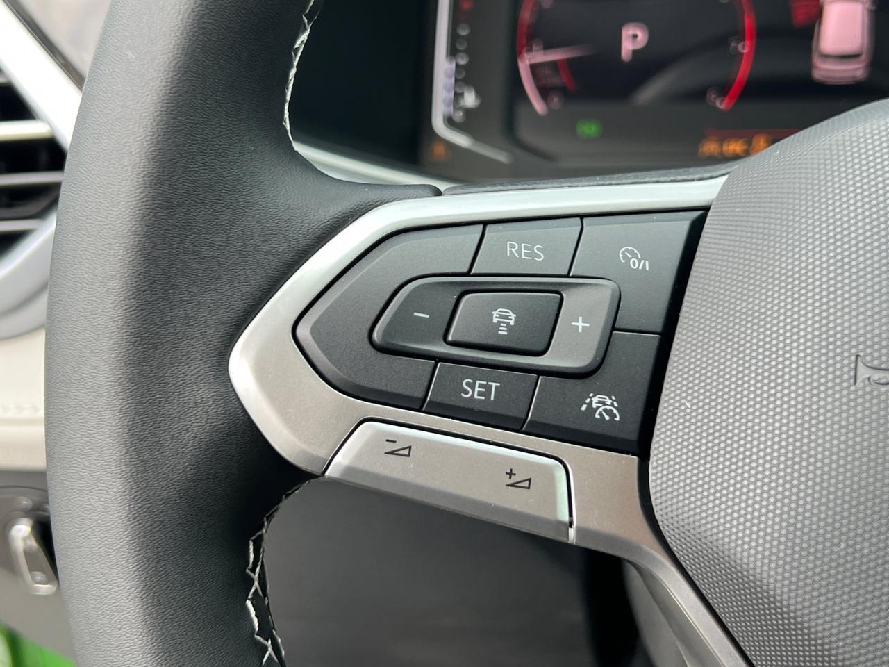 2025 Volkswagen Taos 1.5T SEL Hagerstown MD