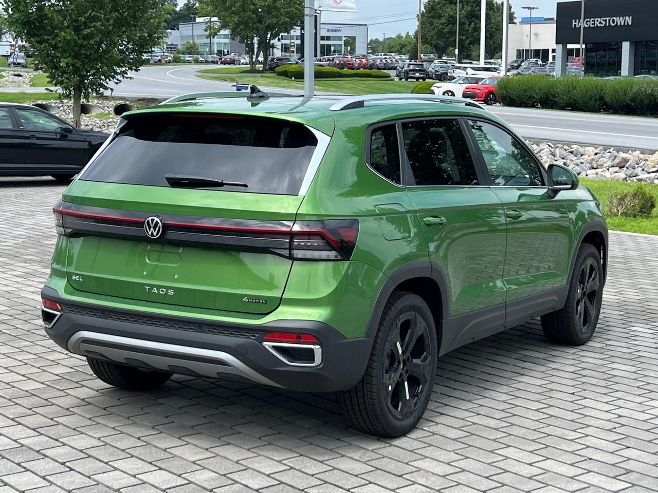 2025 Volkswagen Taos 1.5T SEL Hagerstown MD