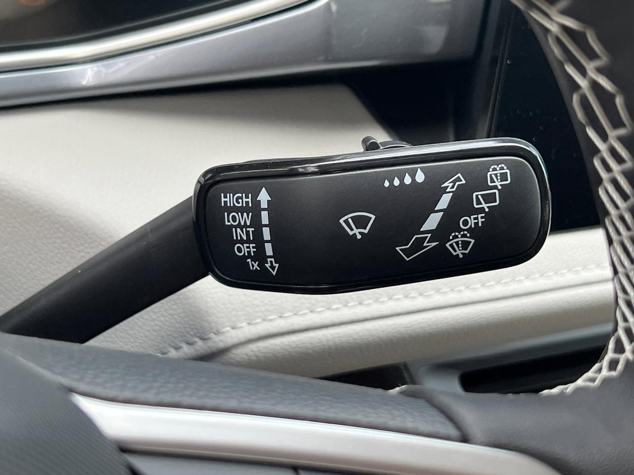 2025 Volkswagen Taos 1.5T SEL Hagerstown MD