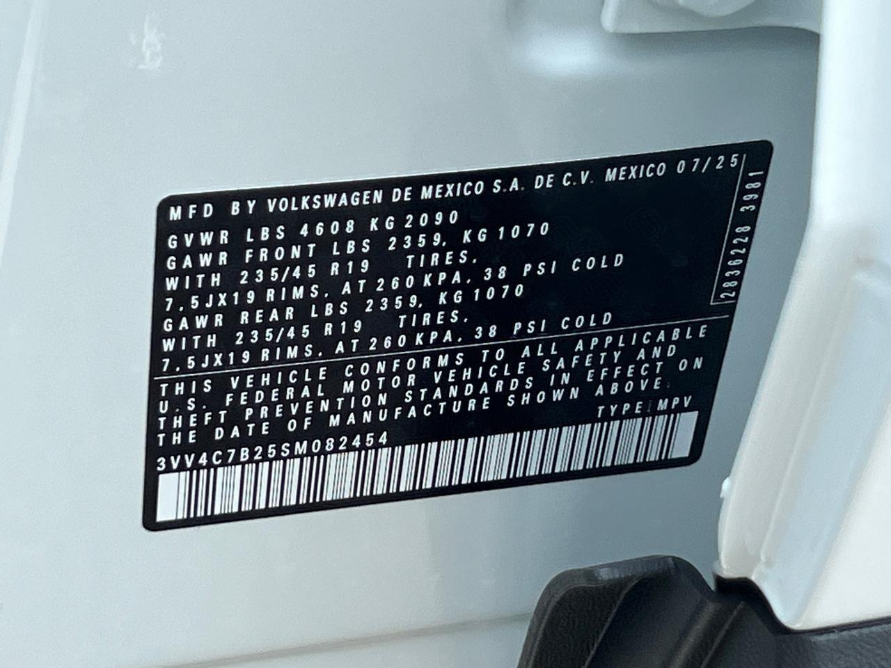 2025 Volkswagen Taos 1.5T SEL Hagerstown MD