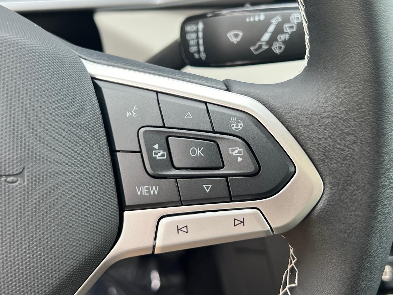 2025 Volkswagen Taos 1.5T SEL Hagerstown MD