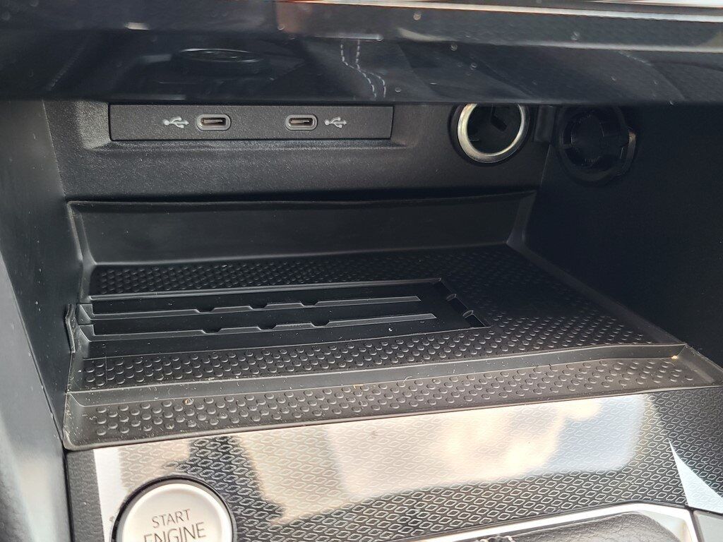 2025 Volkswagen Taos 1.5T SEL Springfield VA