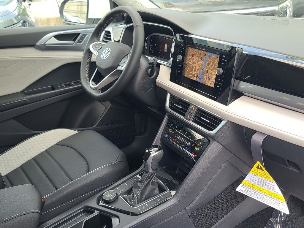2025 Volkswagen Taos 1.5T SEL Springfield VA