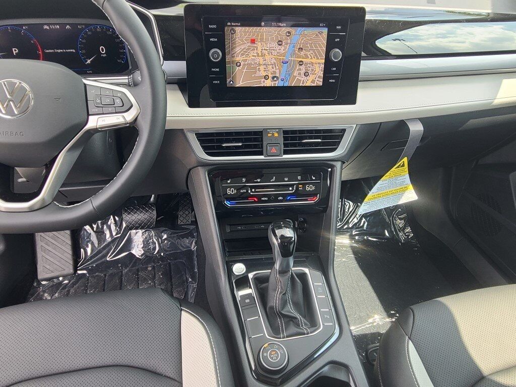 2025 Volkswagen Taos 1.5T SEL Springfield VA