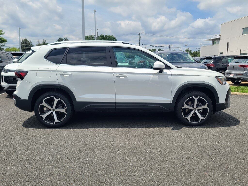 2025 Volkswagen Taos 1.5T SEL Springfield VA