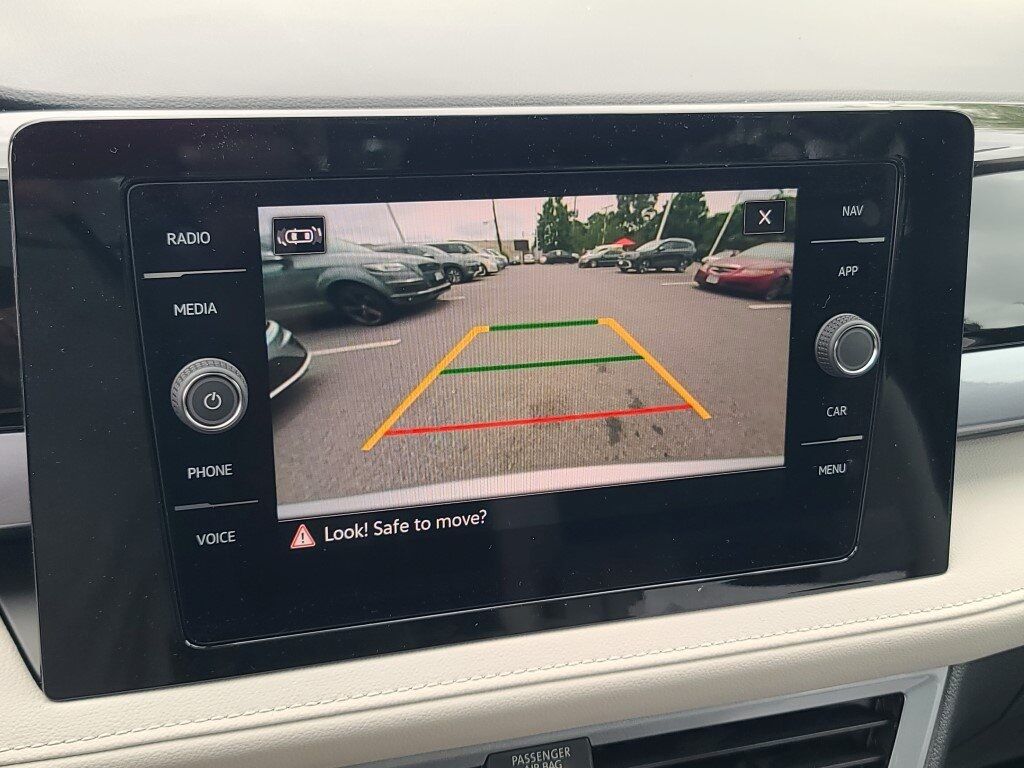 2025 Volkswagen Taos 1.5T SEL Springfield VA