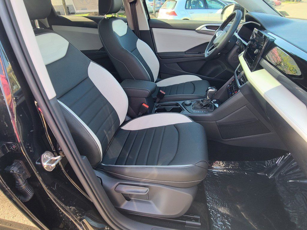 2025 Volkswagen Taos 1.5T SEL Springfield VA