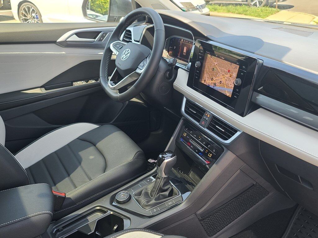 2025 Volkswagen Taos 1.5T SEL Springfield VA