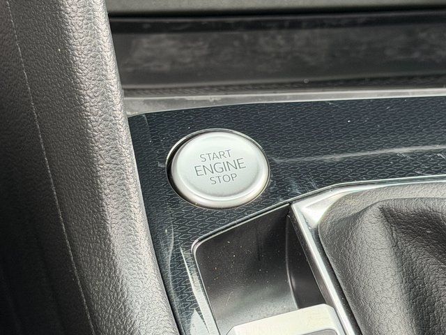 2025 Volkswagen Taos 1.5T SEL Springfield VA