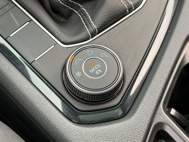 2025 Volkswagen Taos 1.5T SEL Springfield VA