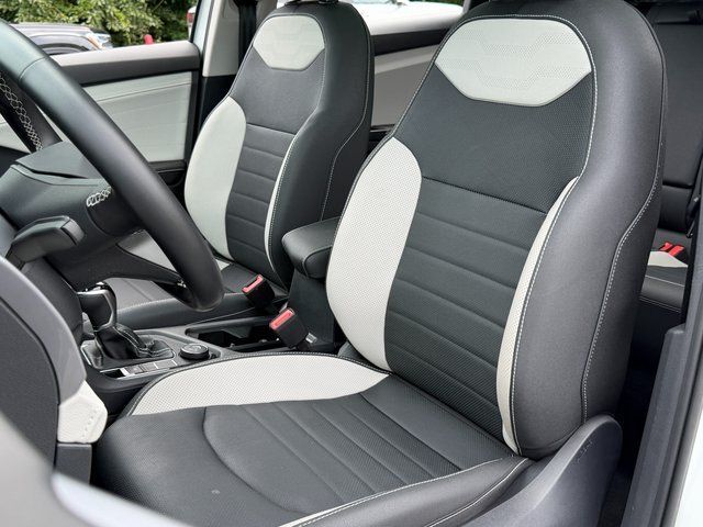 2025 Volkswagen Taos 1.5T SEL Springfield VA