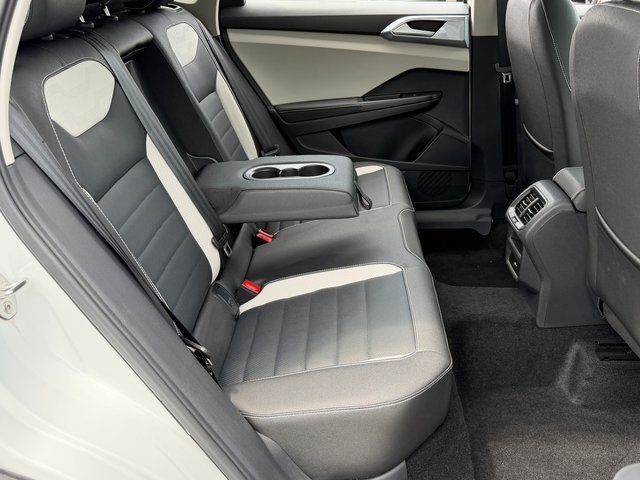 2025 Volkswagen Taos 1.5T SEL Springfield VA