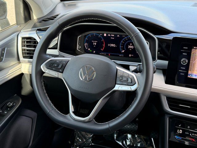 2025 Volkswagen Taos 1.5T SEL Springfield VA