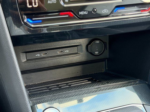 2025 Volkswagen Taos 1.5T SEL Springfield VA