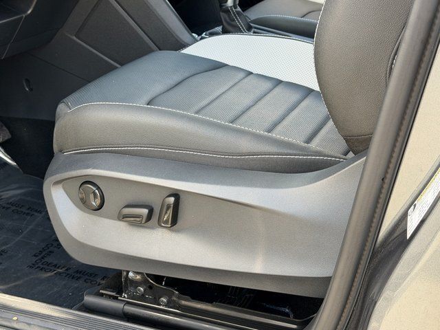 2025 Volkswagen Taos 1.5T SEL Springfield VA