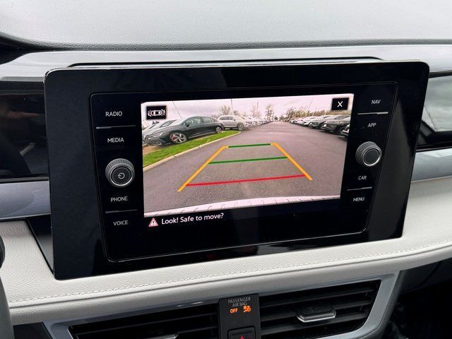 2025 Volkswagen Taos 1.5T SEL Springfield VA