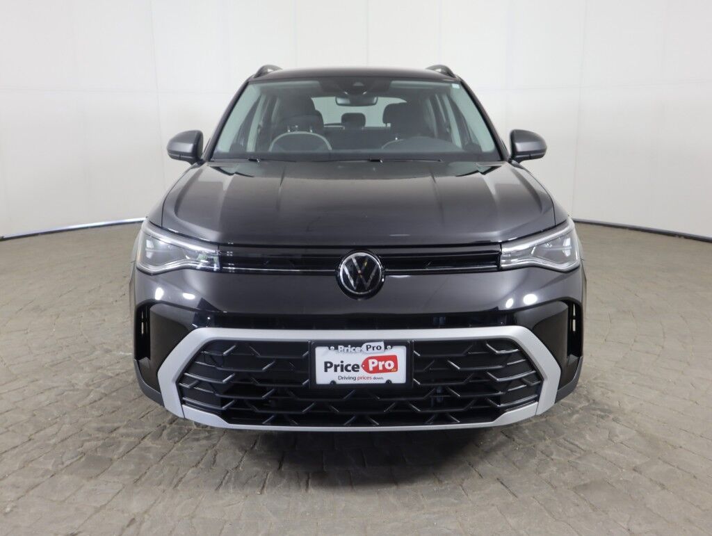 2025 Volkswagen Taos S Maumee OH