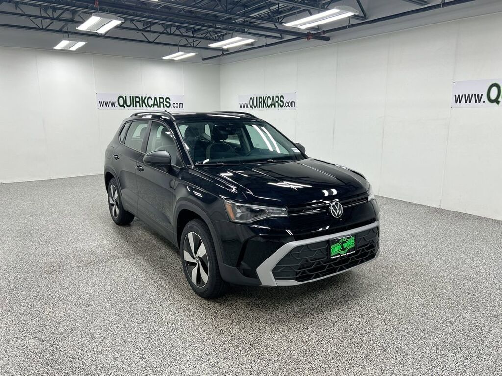 2025 Volkswagen Taos S Oshkosh WI
