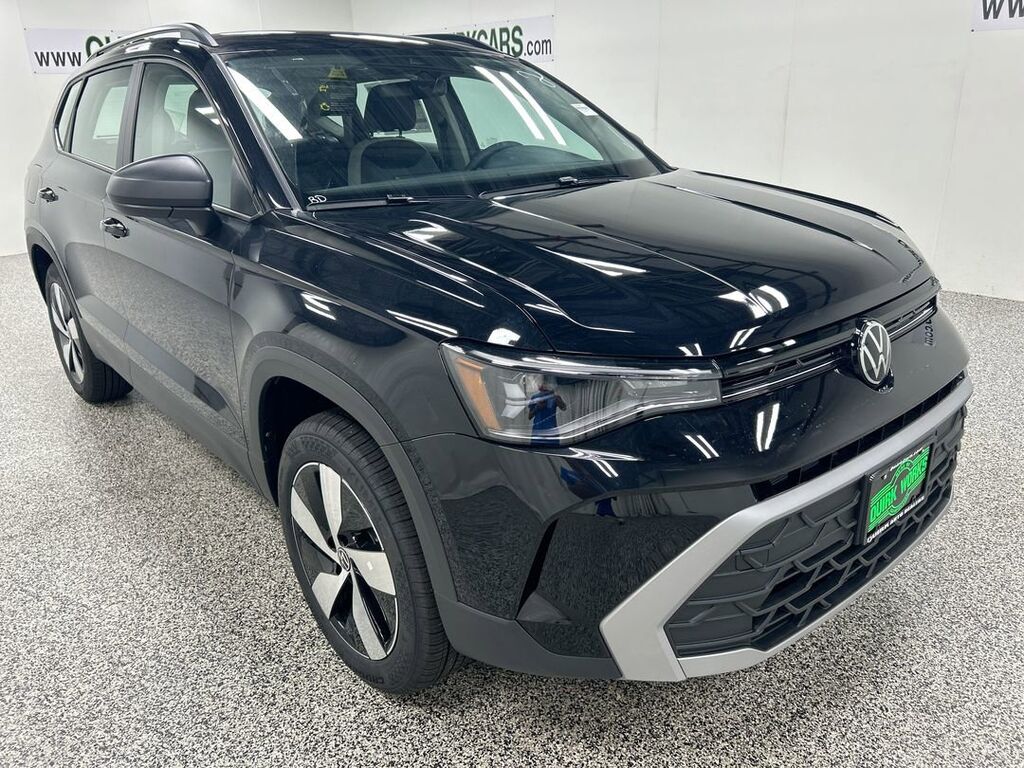 2025 Volkswagen Taos S Oshkosh WI