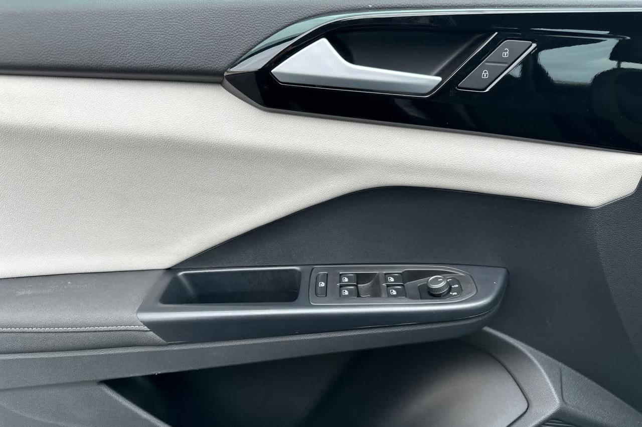 2025 Volkswagen Taos S Roseville CA