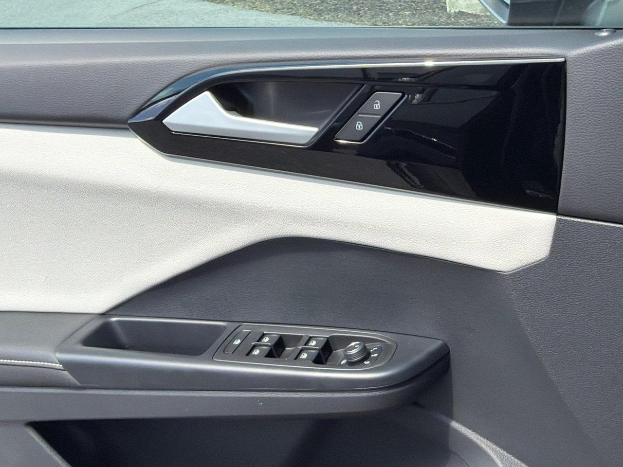 2025 Volkswagen Taos S Hagerstown MD