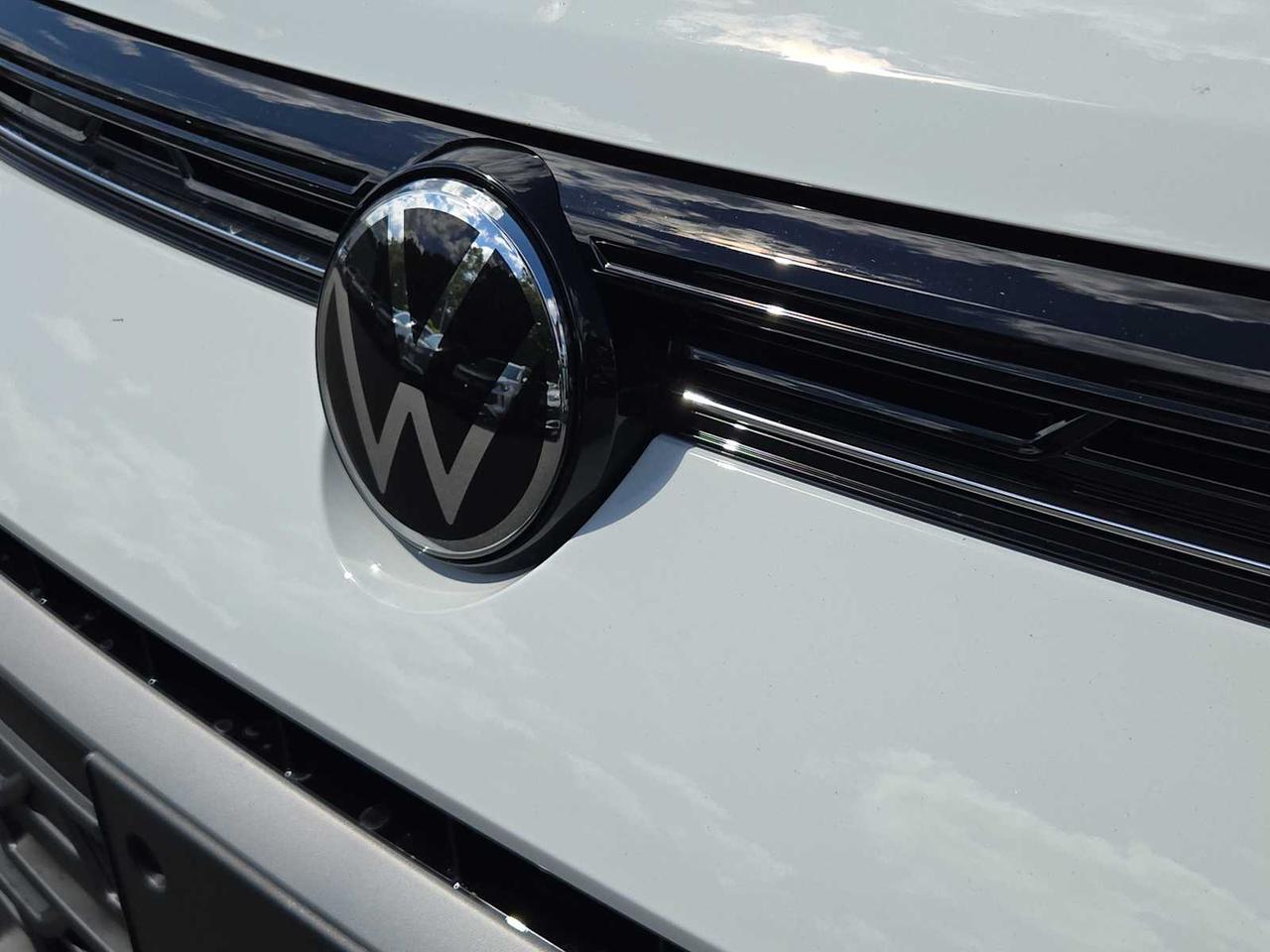 2025 Volkswagen Taos S Wellesley MA