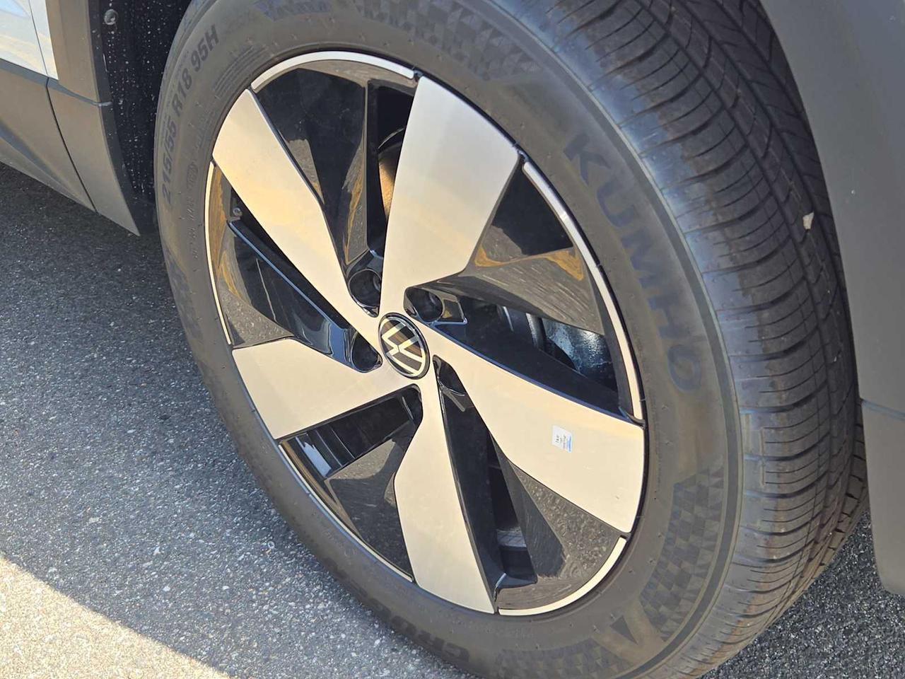 2025 Volkswagen Taos S Wellesley MA
