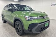 2025 Volkswagen Taos SE Black Oshkosh WI