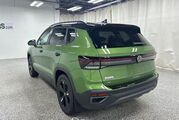 2025 Volkswagen Taos SE Black Oshkosh WI
