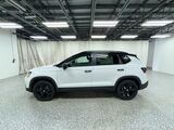 2025 Volkswagen Taos SE Black Oshkosh WI