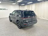 2025 Volkswagen Taos SE Black Oshkosh WI