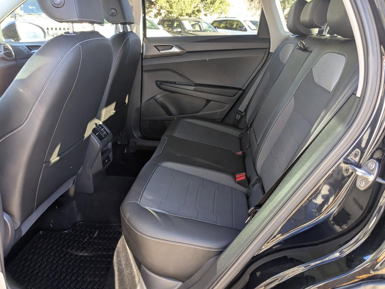 2025 Volkswagen Taos SE Black San Antonio TX