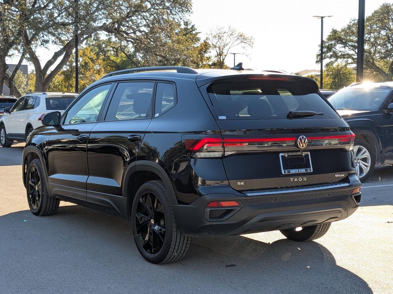 2025 Volkswagen Taos SE Black San Antonio TX