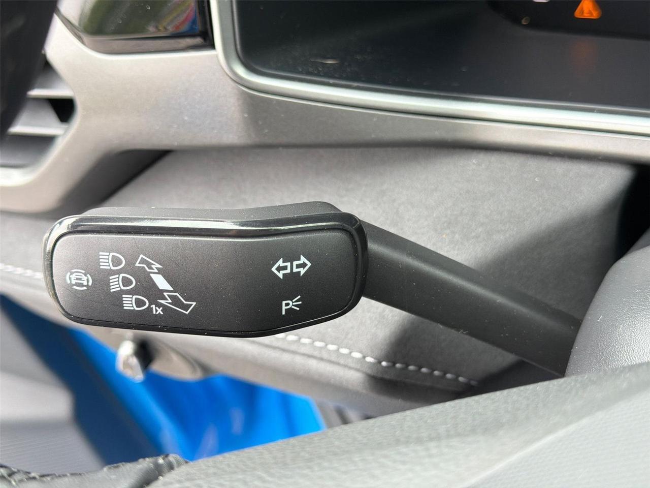 2025 Volkswagen Taos SE Black Hagerstown MD