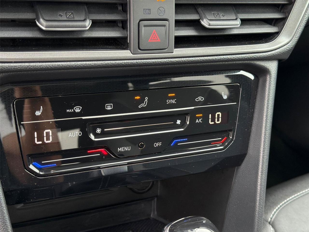 2025 Volkswagen Taos SE Black Hagerstown MD